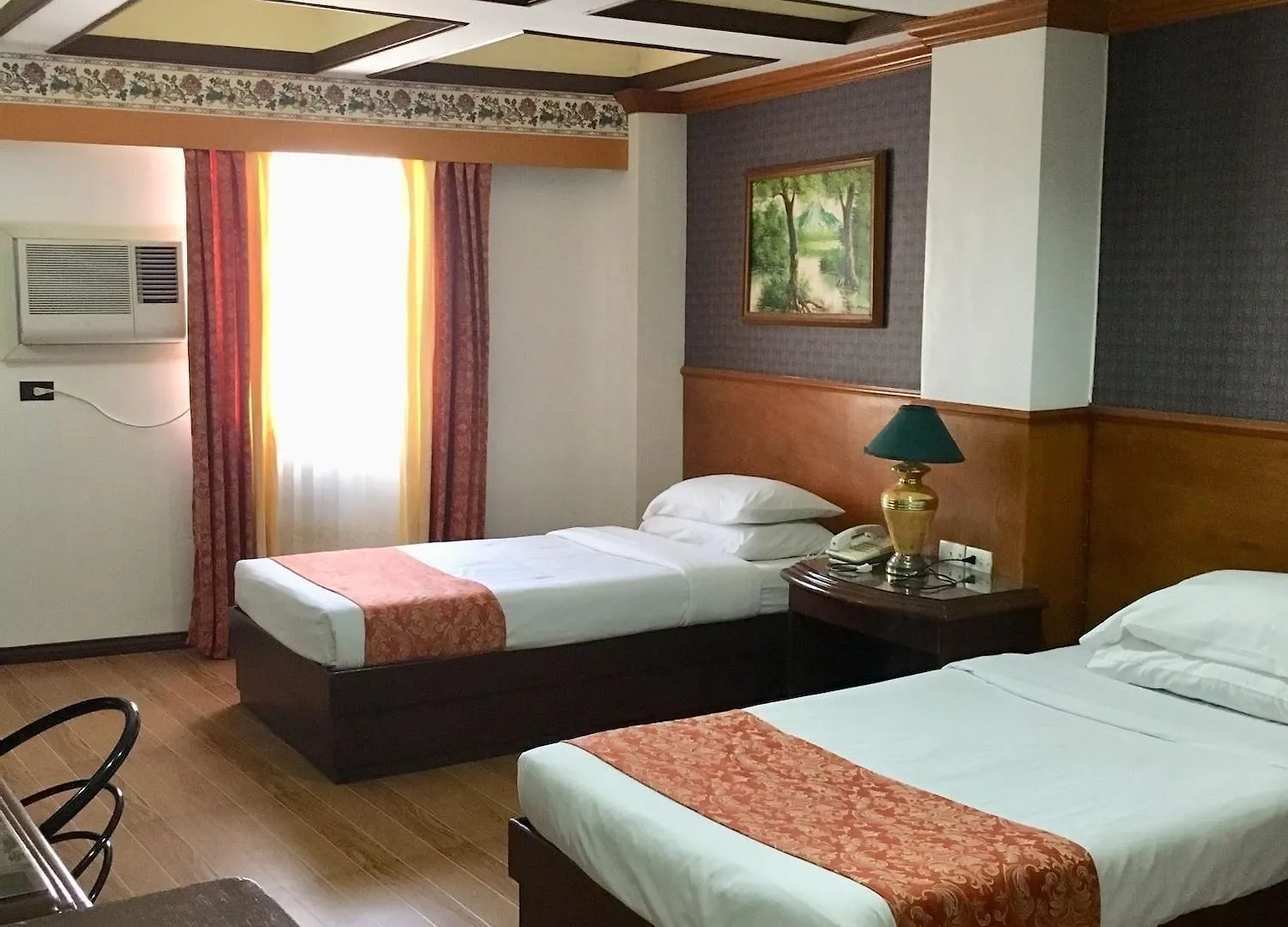 Wregent Plaza Hotel Bohol
