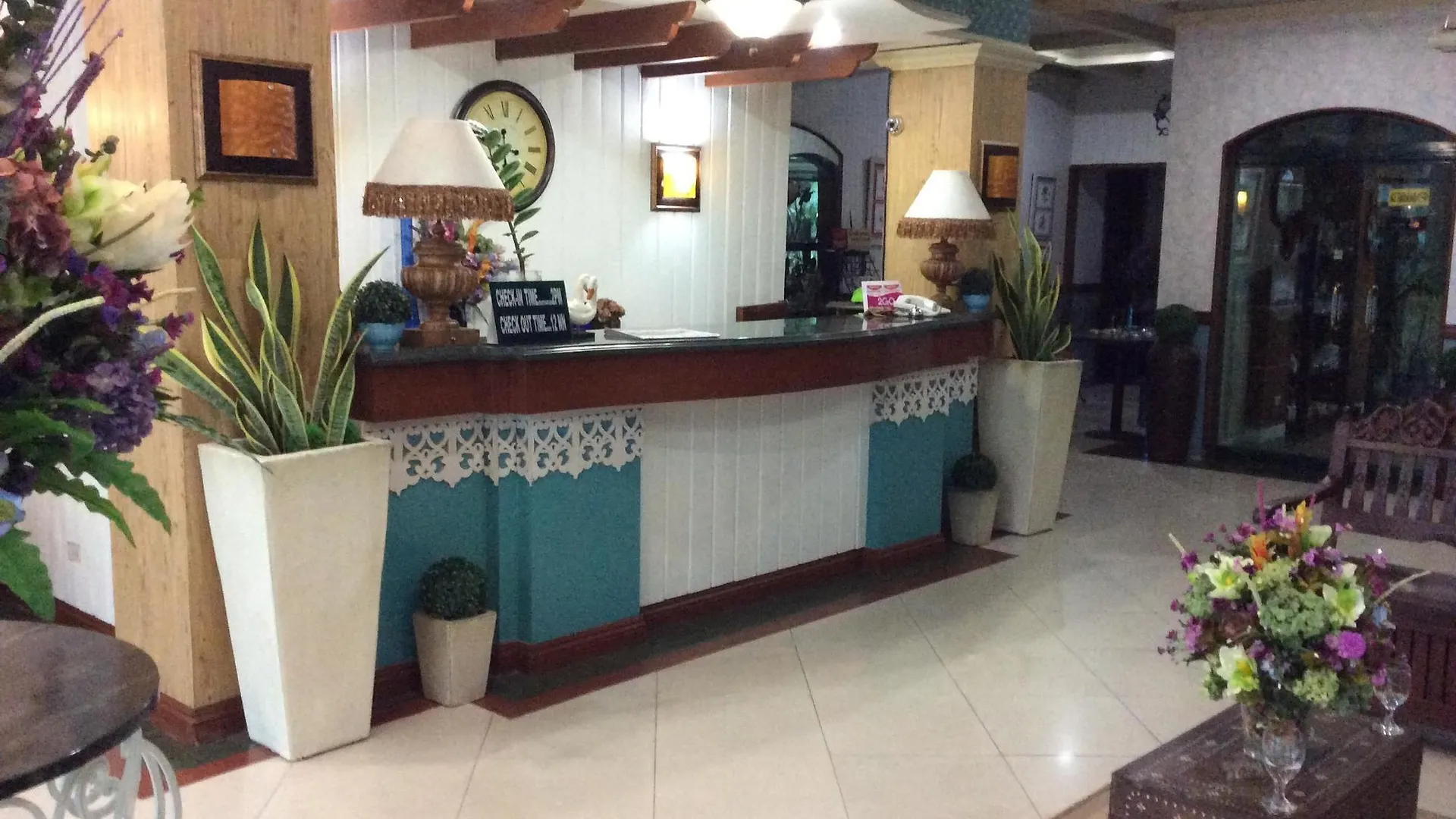 Wregent Plaza Hotel Bohol Filipinas